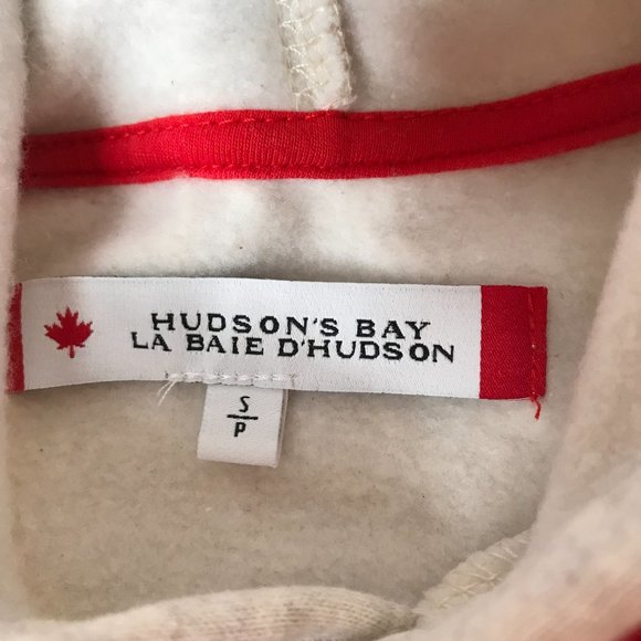 Hudson's Bay Co Sweatshirt Short Sleeve "KEEP CANADA WILD" Text on Front Small - Picture 12 of 14